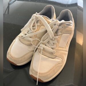 Vionic White and Tan Sneakers for Women Size 8